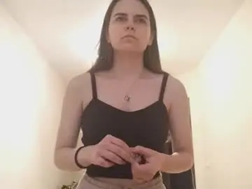 Deedeevolden  live sex cam