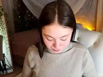 Dreamymilka  live sex cam