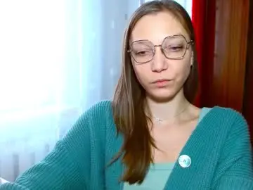 Emilly_xkiss  live sex cam