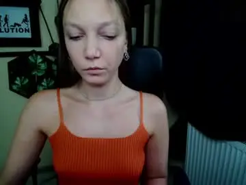 Emilly_xkiss  live sex cam
