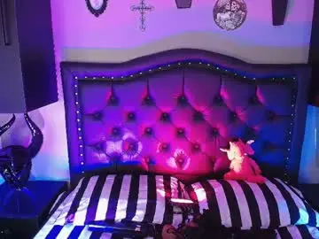 Isisraichuu  live sex cam
