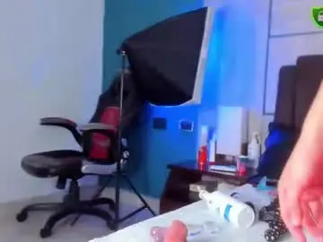 Lizzysato  live sex cam