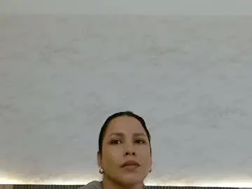 Luna_valle  live sex cam