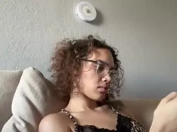 Mamamoshi  live sex cam