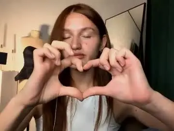 Michagillenwater  live sex cam