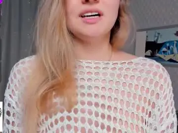 Moon_puzzles  live sex cam