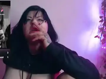 Psychobitch69  live sex cam