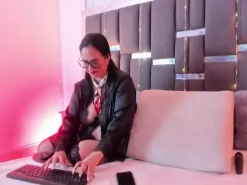 Talianavega  live sex cam