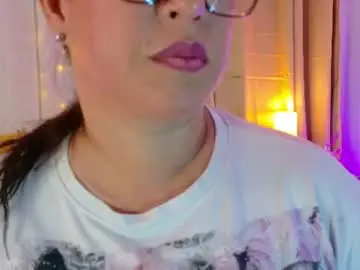 Talianavega  live sex cam