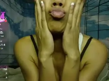 Tashatoni420  live sex cam