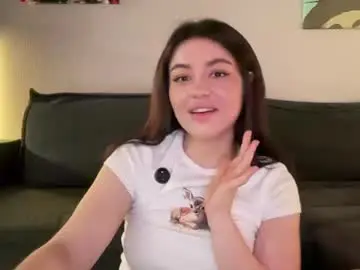 Vaiee  live sex cam