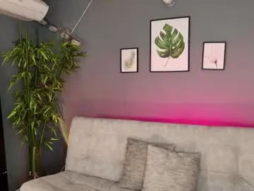 Vicky_kittyy  live sex cam