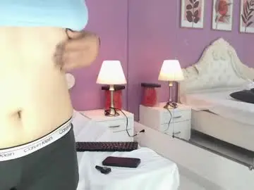 Yayaqueen  live sex cam