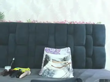 Arianadiosa1  live sex cam