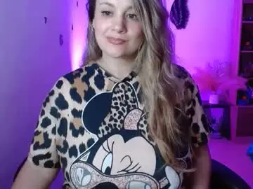 Cuteluna  live sex cam