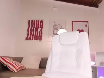 Emi_luv  live sex cam