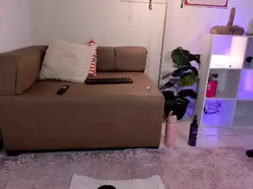 Emi_luv  live sex cam