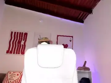 Emi_luv  live sex cam