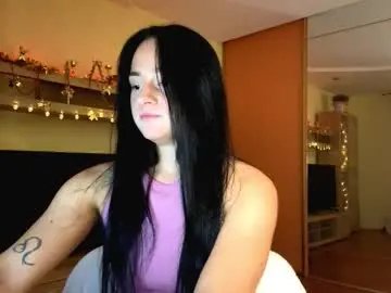 Gaylashuhi  live sex cam