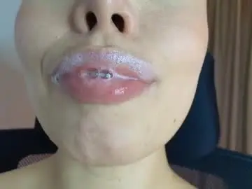 Lisbet_21x  live sex cam