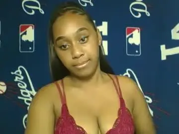 Louanah  live sex cam