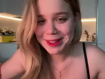 Lucia_li  live sex cam