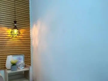 Lunaa_rossee_  live sex cam