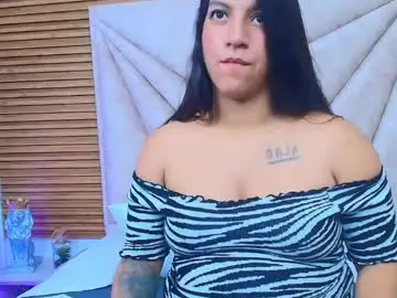 Lunaa_rossee_  live sex cam