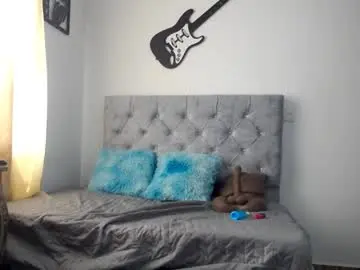 Rocker_chica_camila  live sex cam