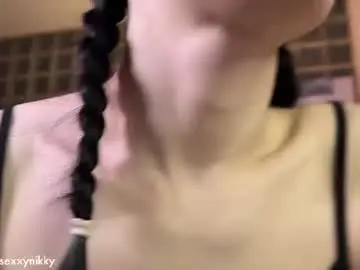 Sexxxynikky  live sex cam