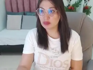 Sophia_hadid  live sex cam