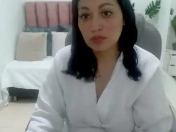 Sophia_hadid  live sex cam