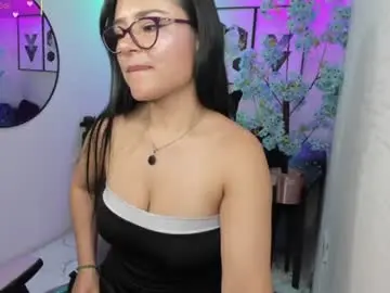 Tiara_r  live sex cam