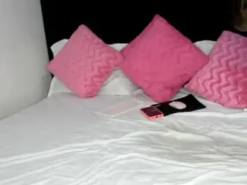 Tinashe004  live sex cam