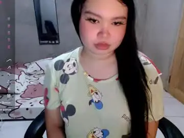 Urpinayslutxxx  live sex cam