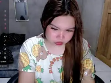 Urpinayslutxxx  live sex cam