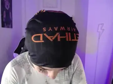 Vallolett__  live sex cam