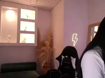 Vallolett__  live sex cam