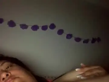 Adriii143  live sex cam