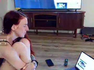 Anomalyallie  live sex cam