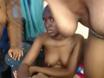 Blaq_cherry  live sex cam