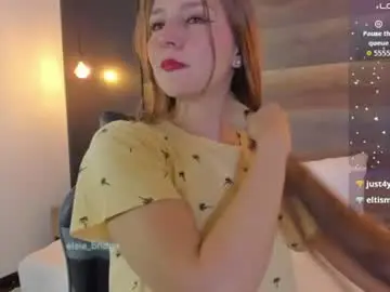 Elaia_bridge  live sex cam