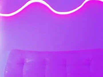 Emmilybratz  live sex cam