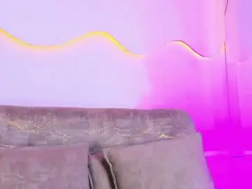 Emmilybratz  live sex cam