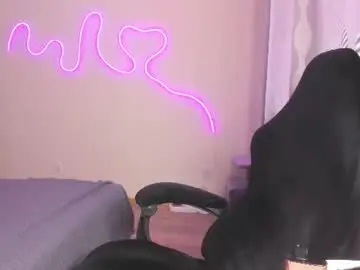 Hello_kittykk  live sex cam