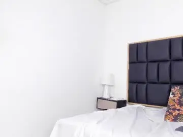 Isabella_gloww  live sex cam