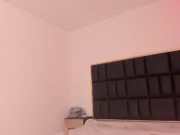 Isabella_gloww  live sex cam