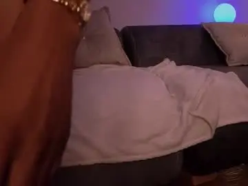 Kiry_blossom  live sex cam