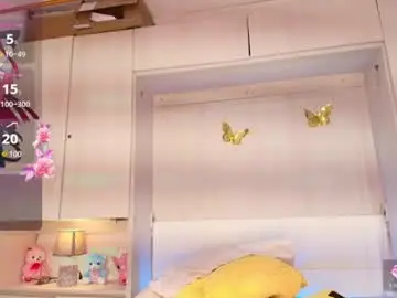 Lilywhitee1  live sex cam