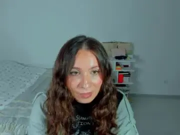 Lucy__ray  live sex cam